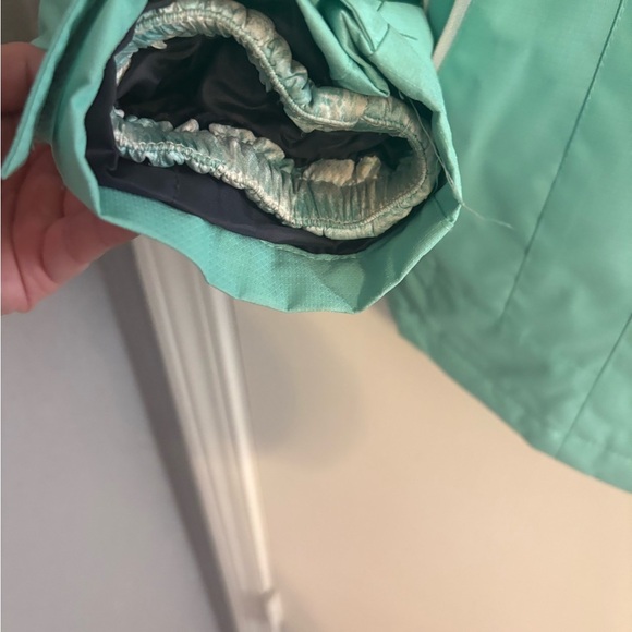 ZeroXposur Women's Light Green Ski Jacket - Picture 3 of 7